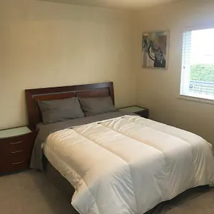 Homestay Spacious And Bright Large With Separate Bathroom, Richmond